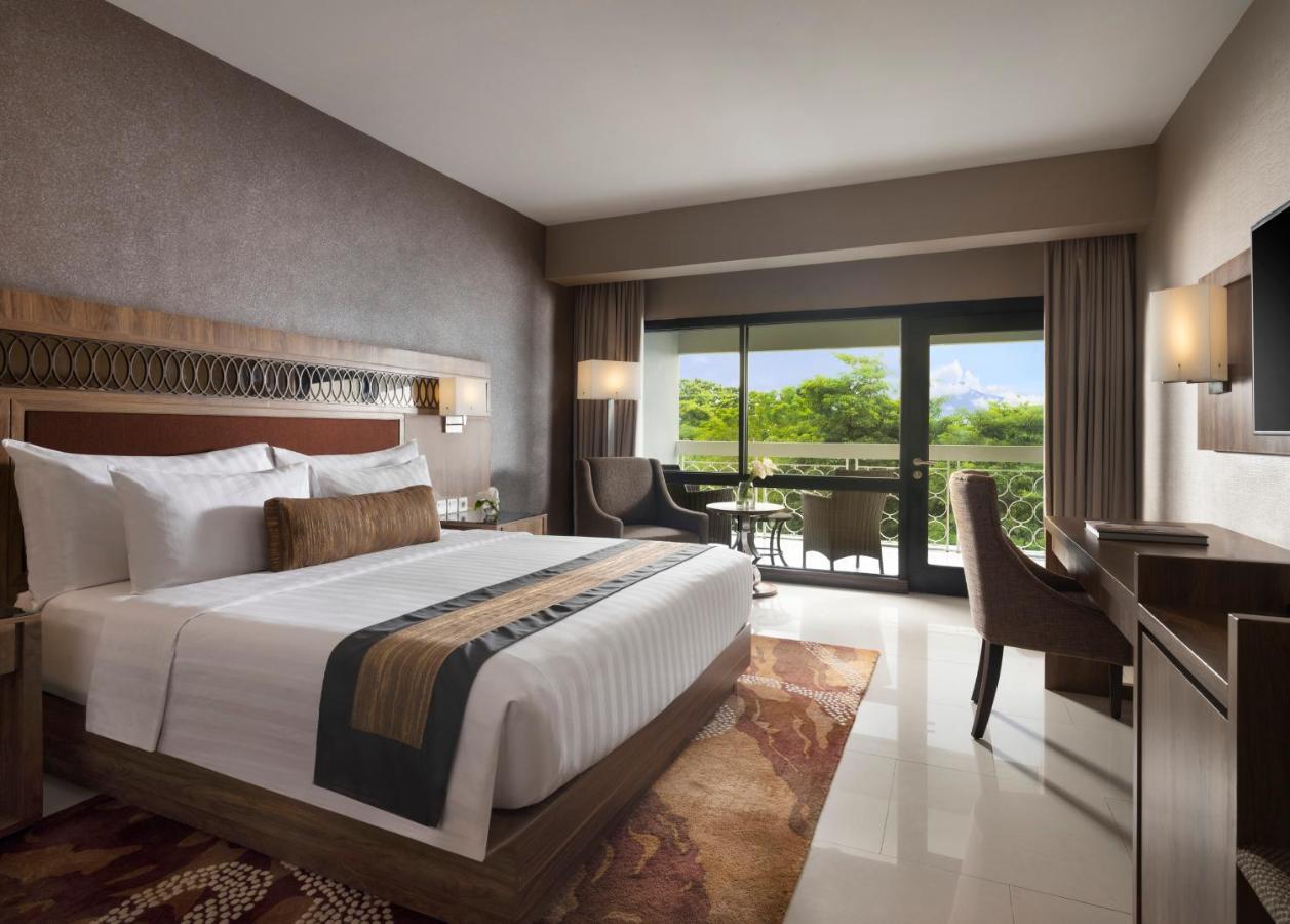 Hotel Royal Ambarrukmo Yogyakarta à Maguwo Extérieur photo