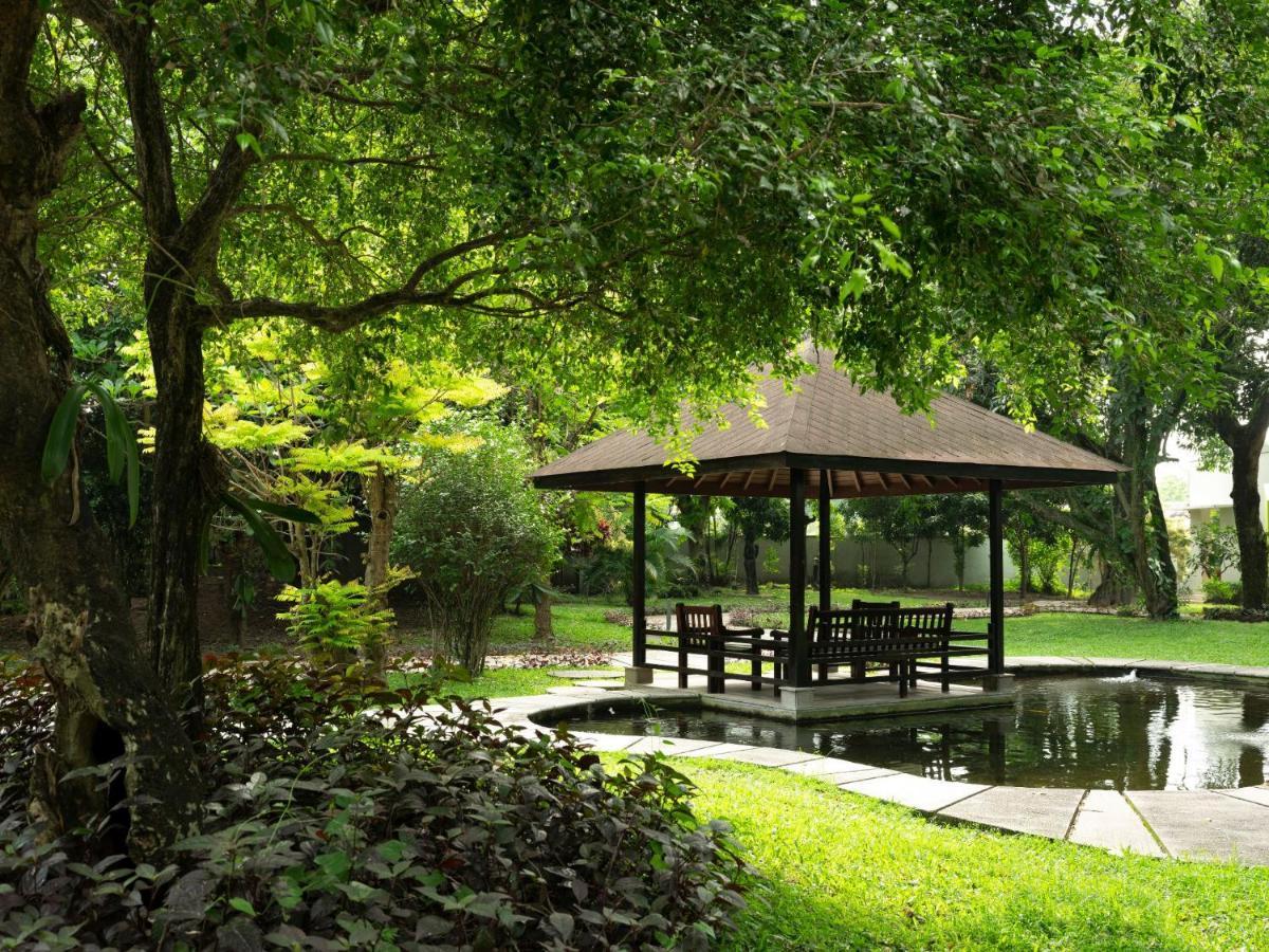 Hotel Royal Ambarrukmo Yogyakarta à Maguwo Extérieur photo